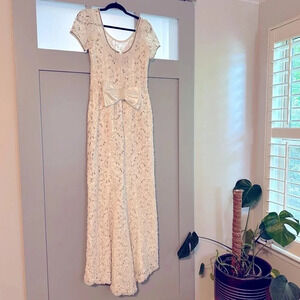 Mori lee Wedding Dress Fully Beaded Short Sleeve Wedding Dress Bow Detail Sze 10